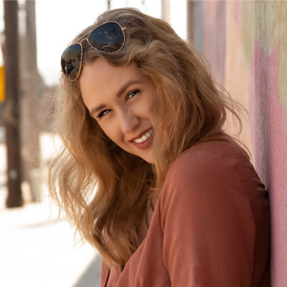 Meet your Posher, Natalie